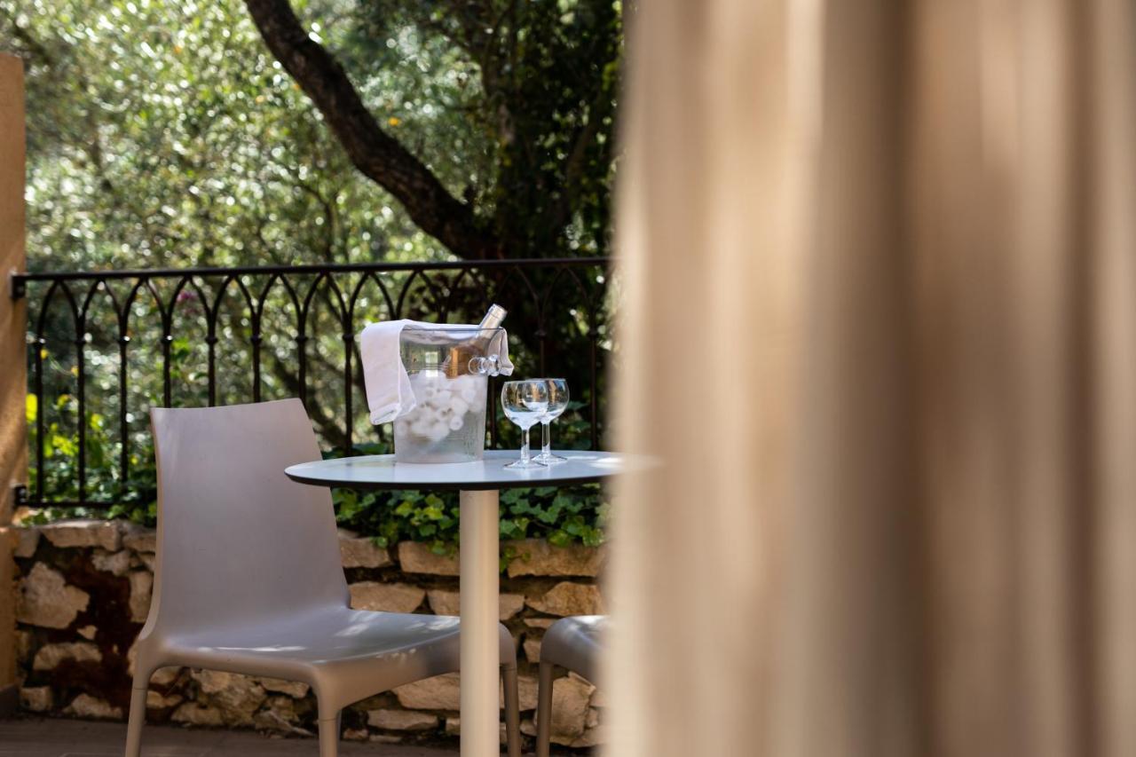 Hotel Corniche Du Liouquet 3*